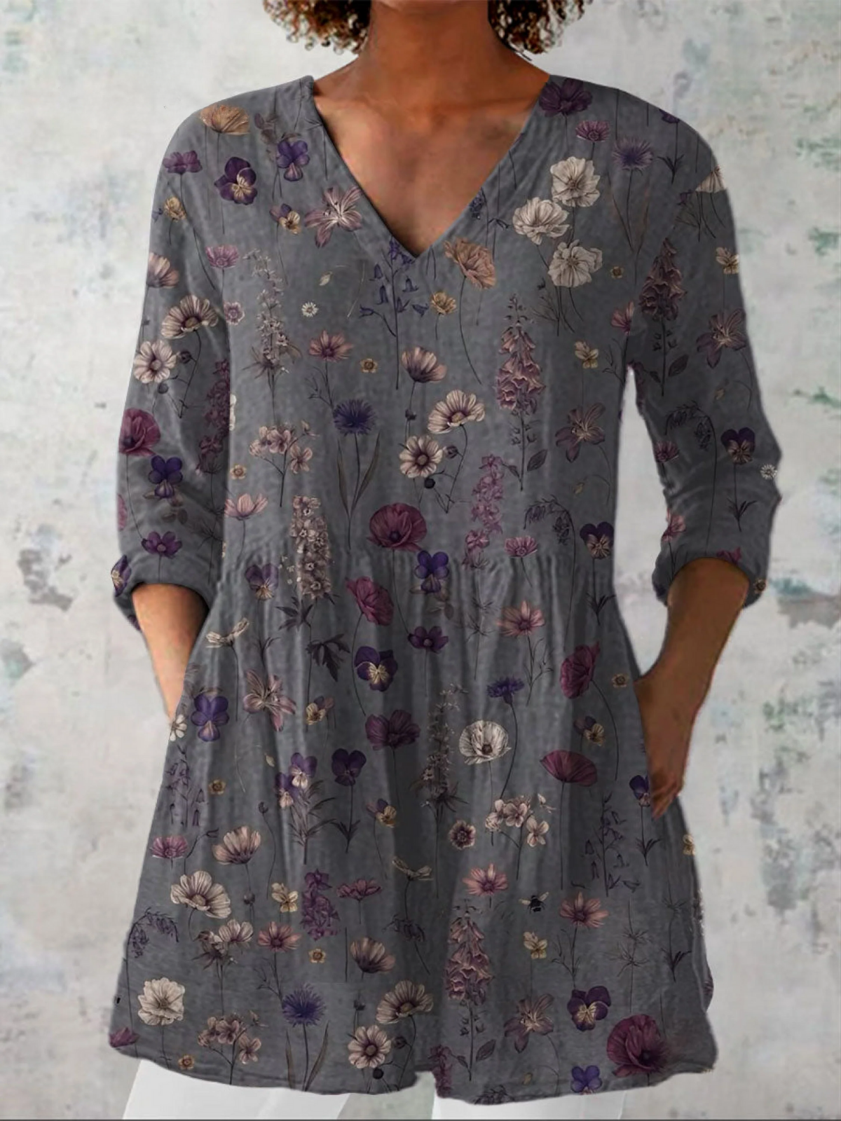 KASSIDY™ | LANG BLUSE MED V-HALS