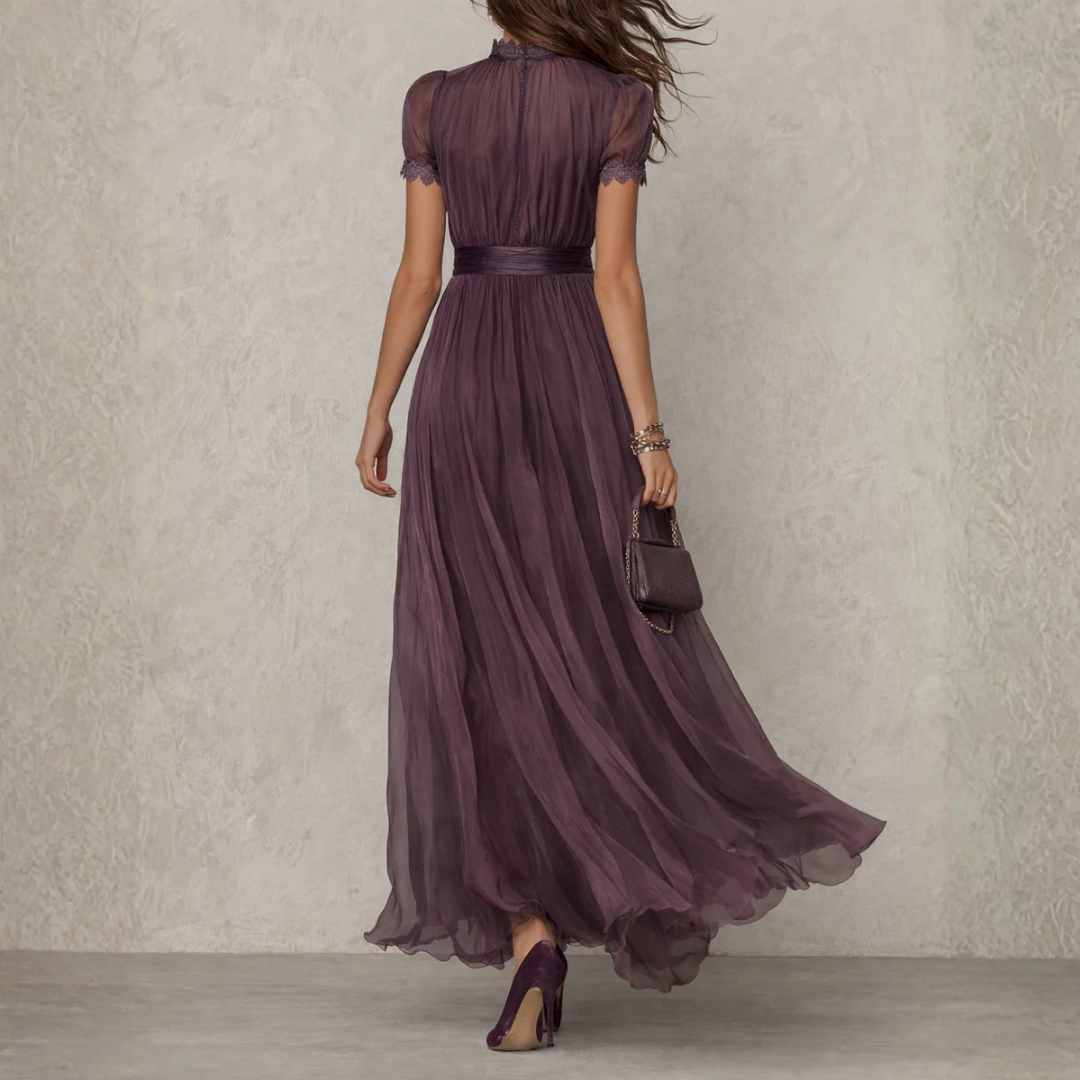 Vivienne | Blondekant Chiffon Maxikjole