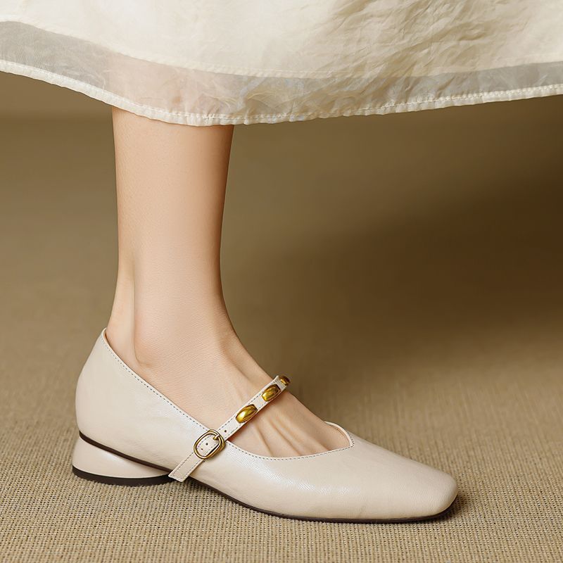 ZYRA™ | MARY JANE-SKO MED SPENNE — Beige