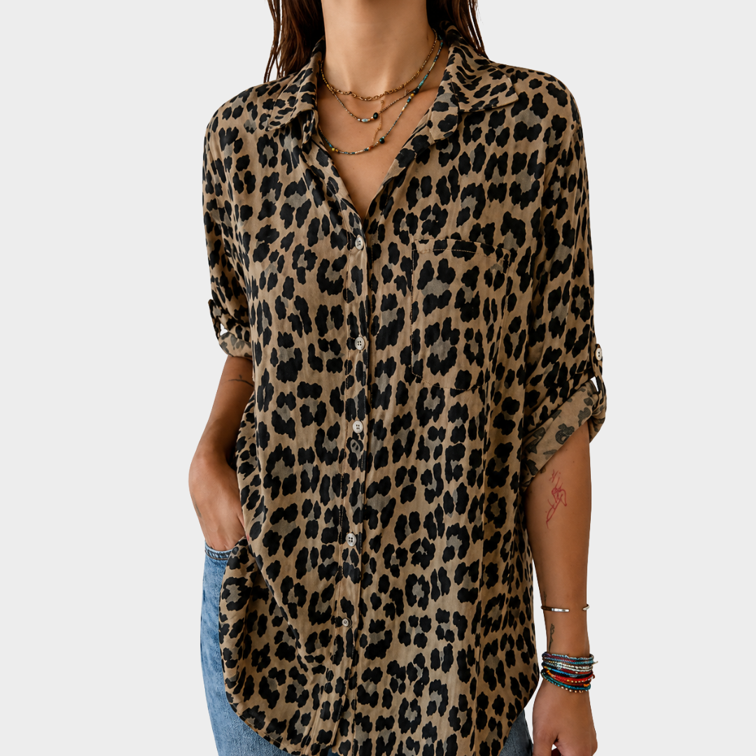 YOLANDE™ | FARGERIK MØNSTRET BLUSE