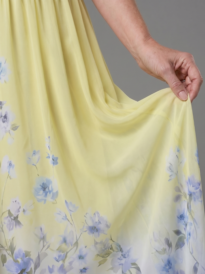 CLARISSA | ELEGANT MIDIKJOLE MED V-HALS