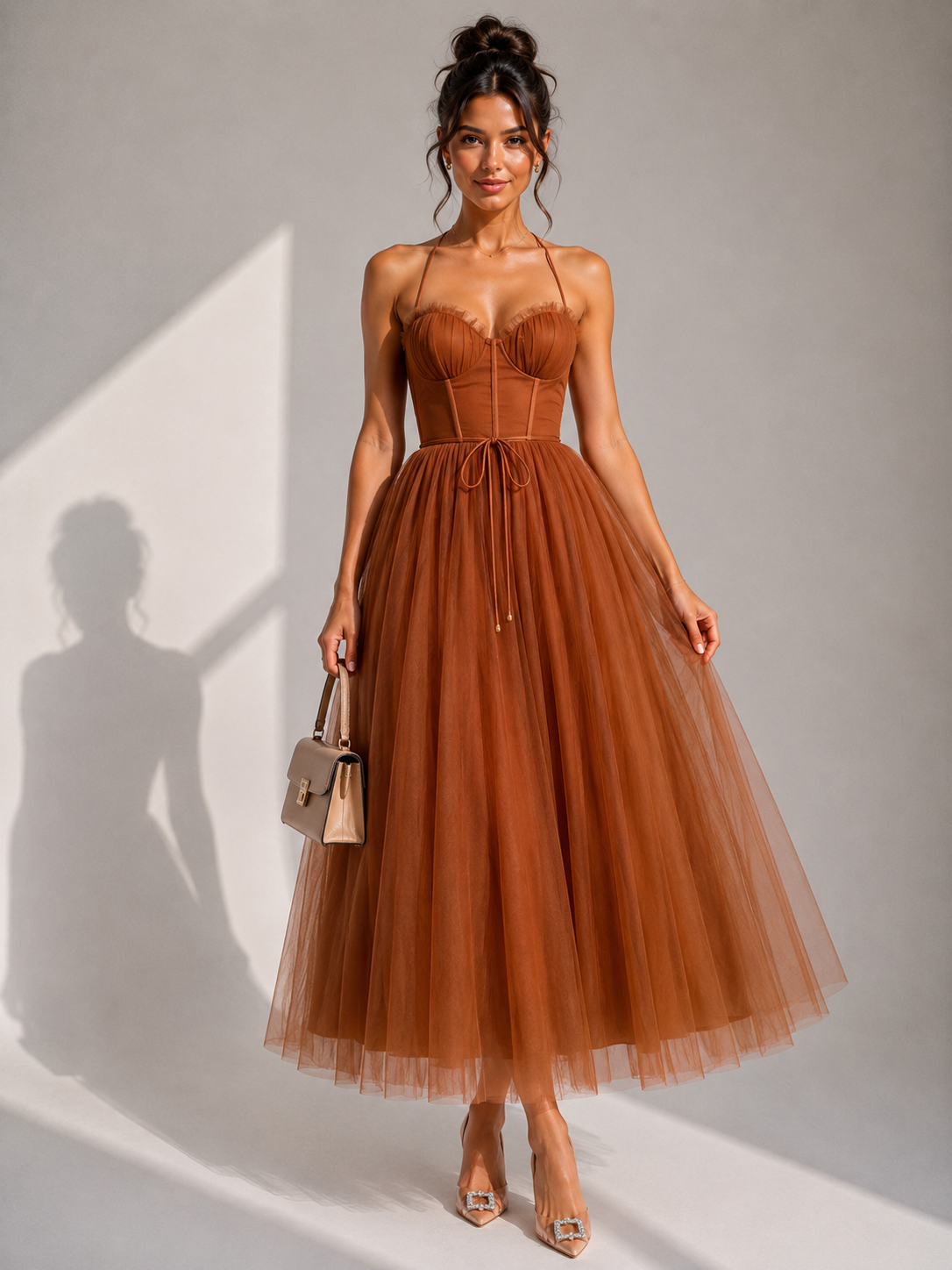 FELICJA™ | ELEGANT MIDIKJOLE — Brązowy