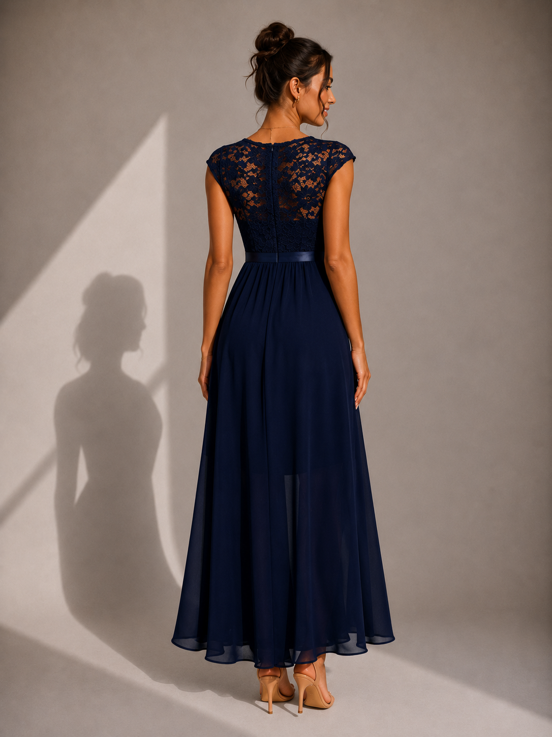 AMELIA™ | ELEGANT MIDIKJOLE