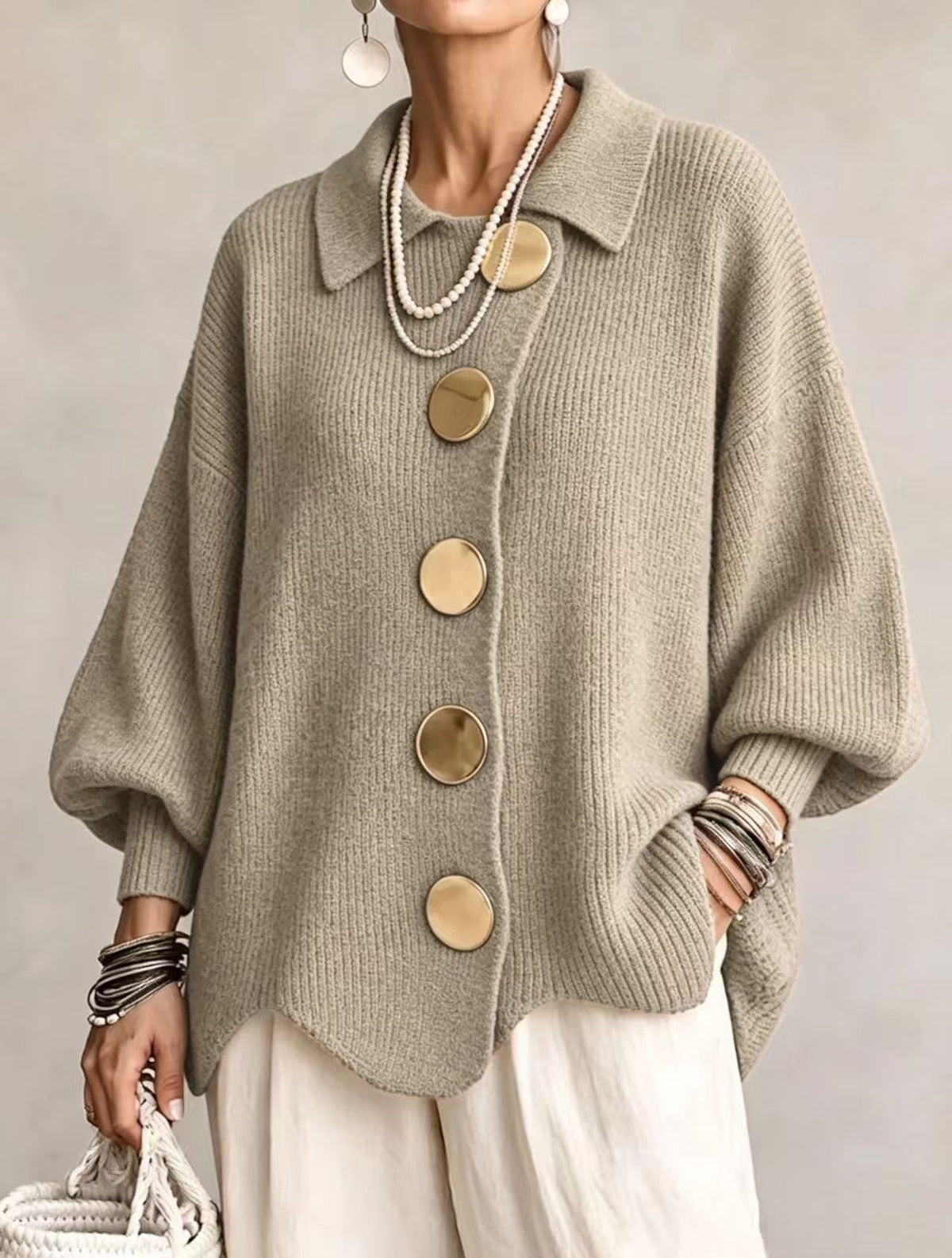 Freja™ Oversized Cardigan med Metallknapper — Khaki