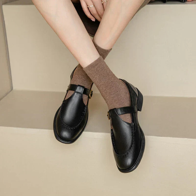 DELIA™ | RETRO T-REM MARY JANE-SKO — Svart