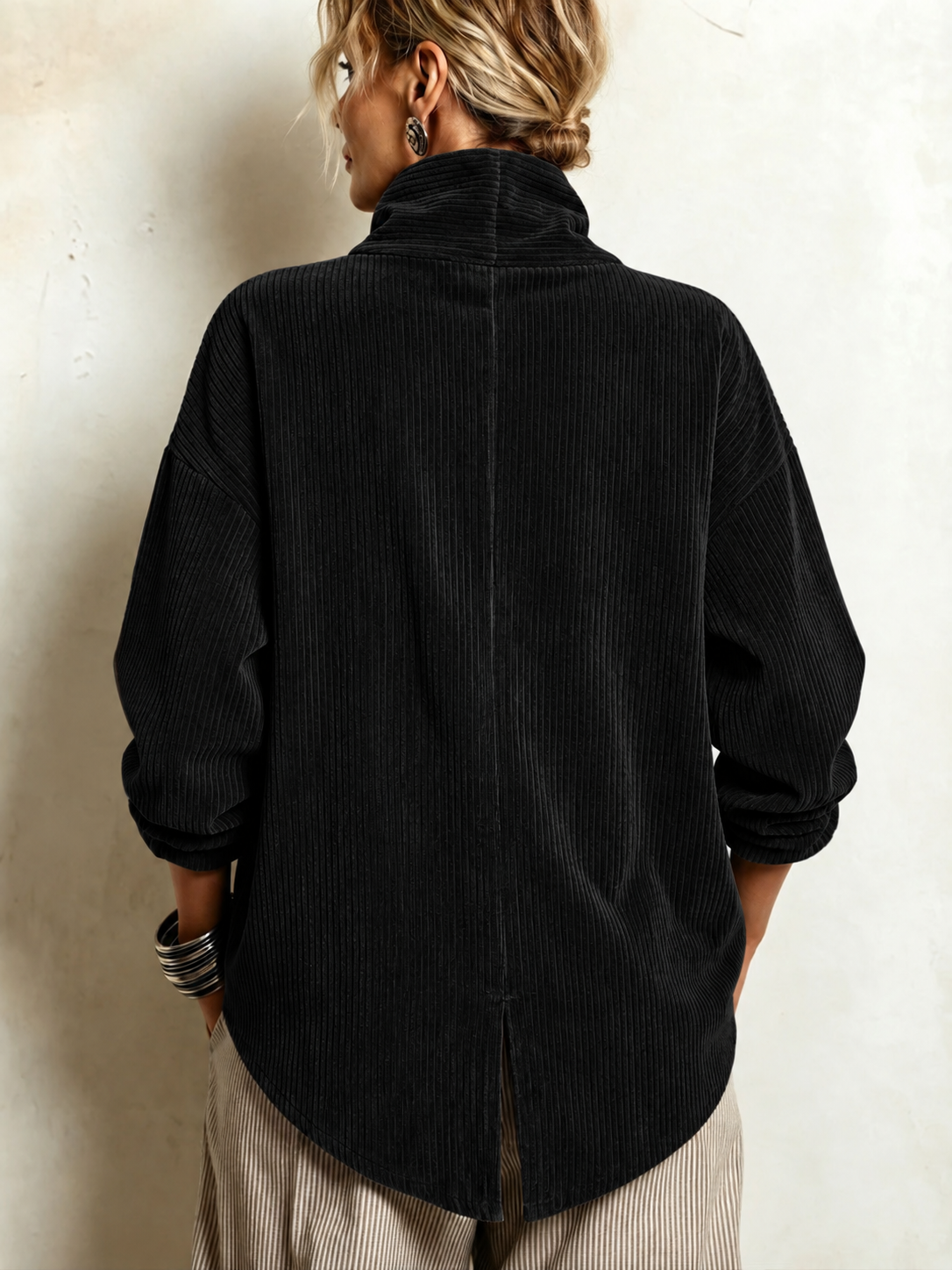 ASTA™ | KNAPPEBLUSE MED KRAGE