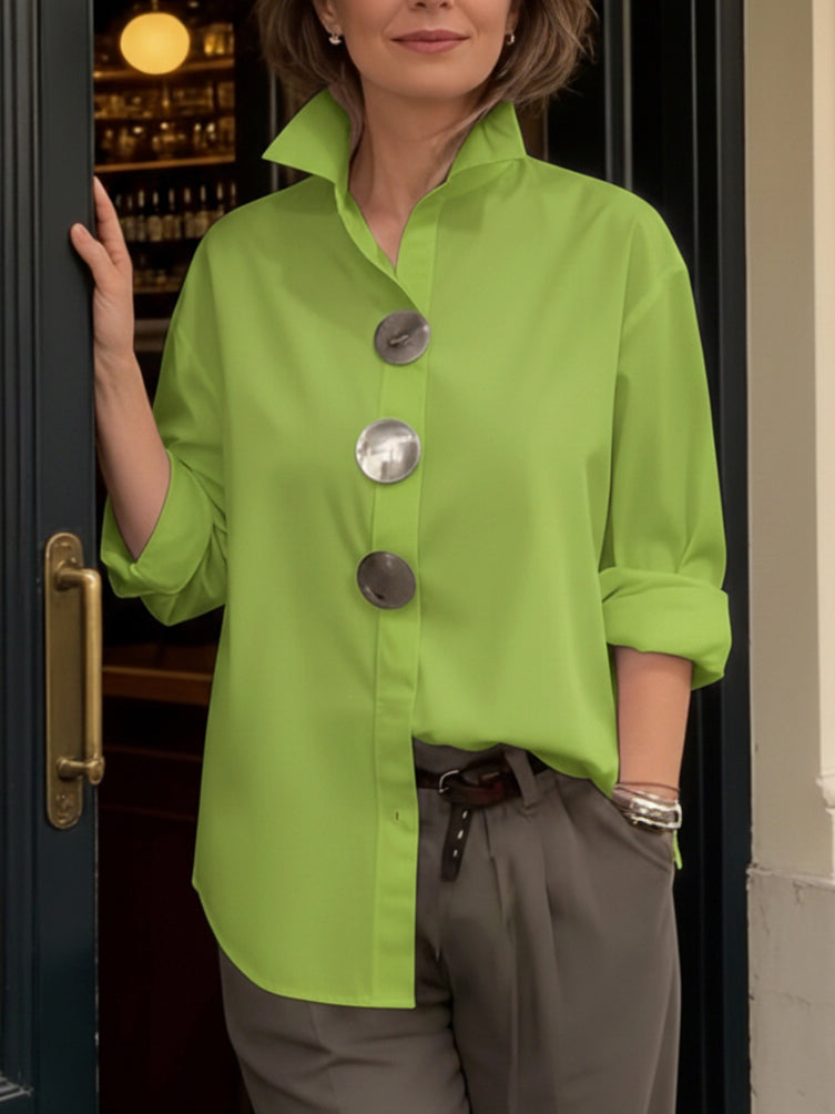 Rosaline | Statement-bluse med knapper og ståkrage