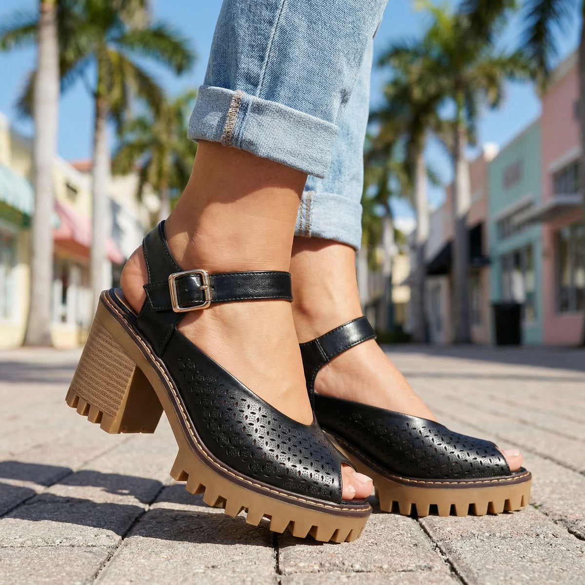 Larissa | Sandal Hæler