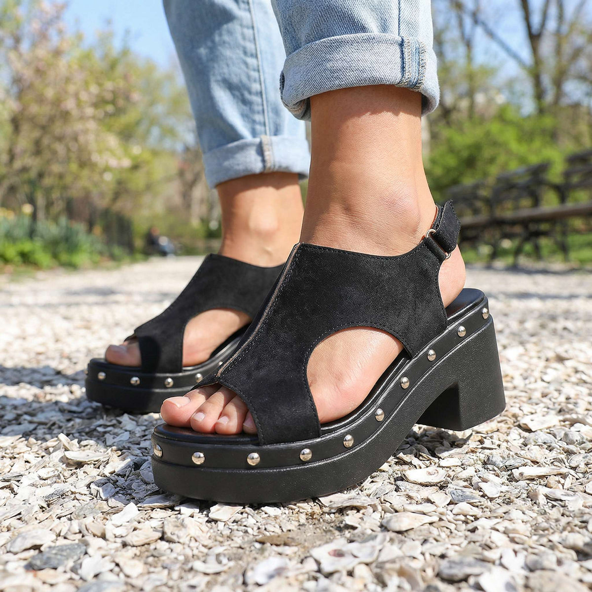 Loretta | Spikerstudded Slides
