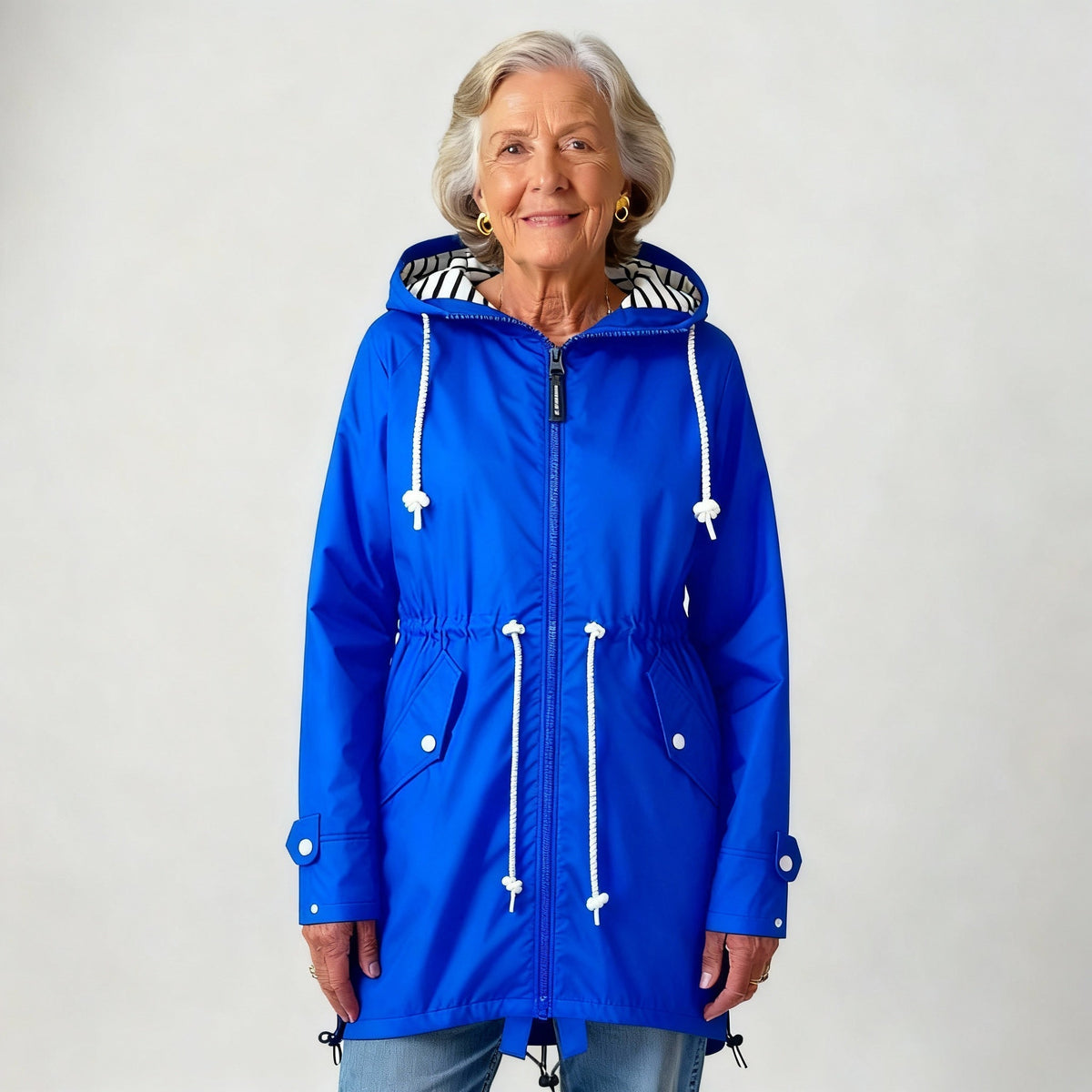 KOURTNII™ | ELEGANT JAKKE — Blå