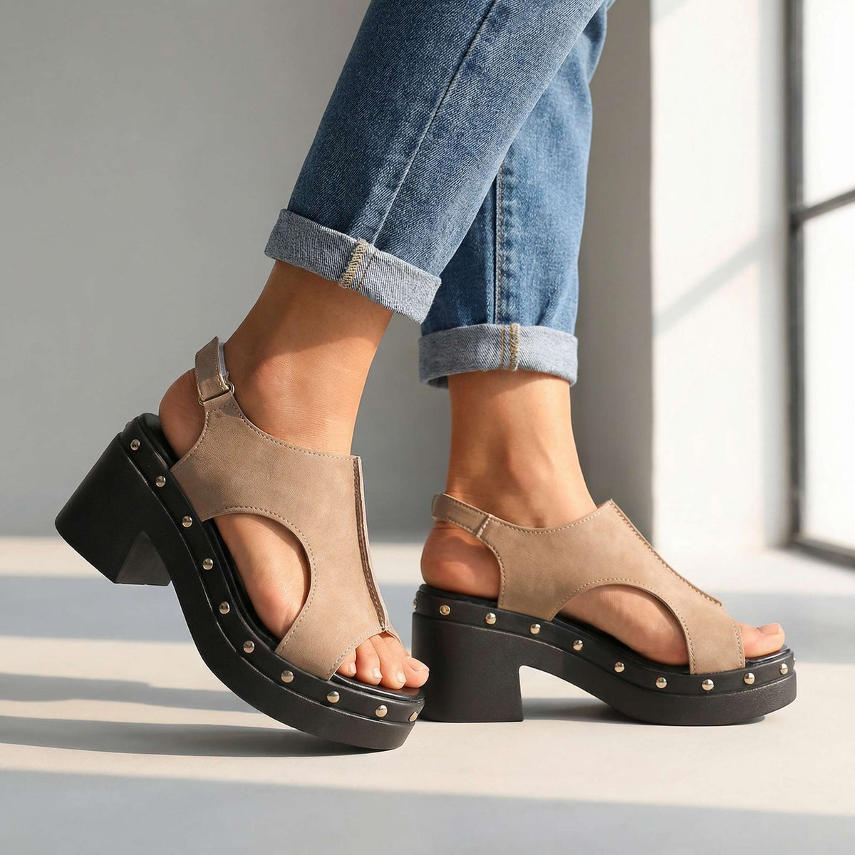 Loretta | Spikerstudded Slides