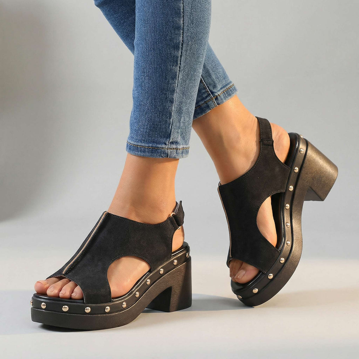 Loretta | Spikerstudded Slides