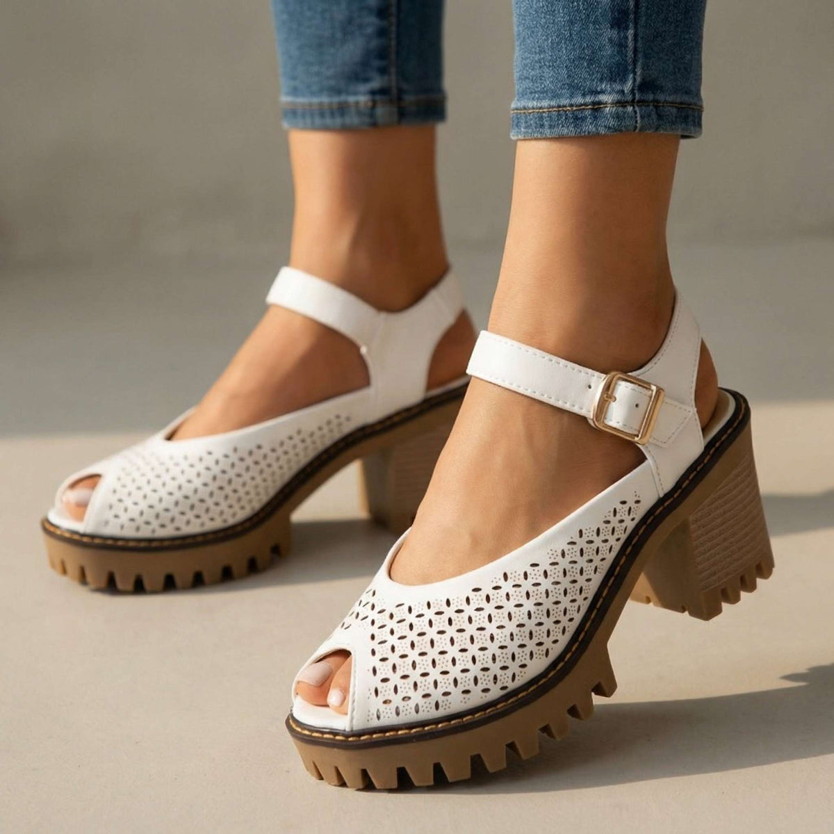 Larissa | Sandal Hæler