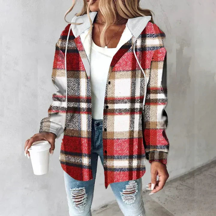 KRISTINE™ | RUTETE SKJORTEJAKKE MED HETTE — Red Plaid