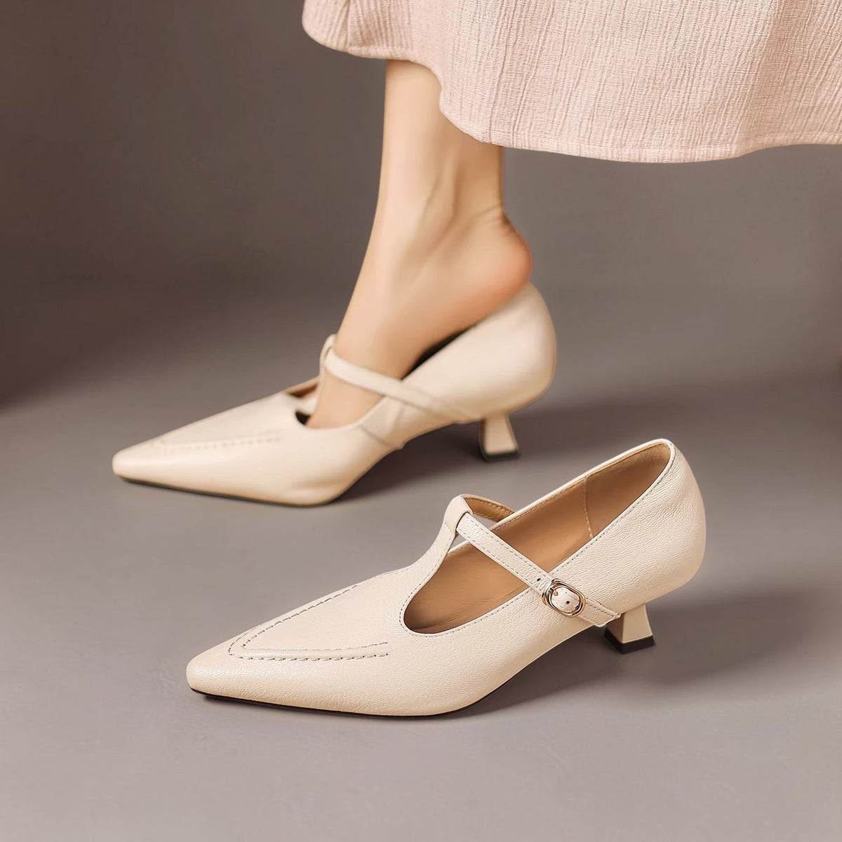 TIREA™ | HÆLSKO MED LAV HÆL — Beige